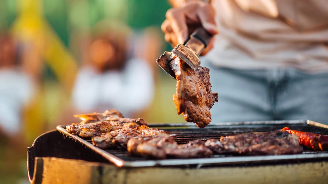 15 things immigrants and tourists don’t like about Australia: Barbecues, supermarkets, houses