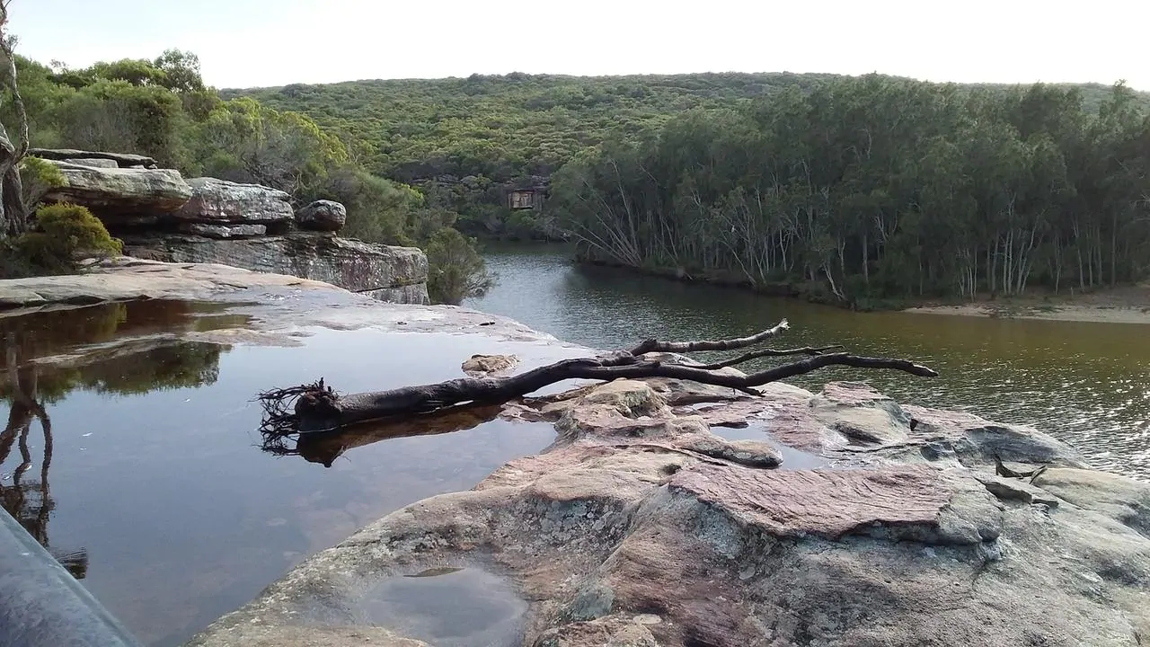 Dangers at waterfall in Royal National Park