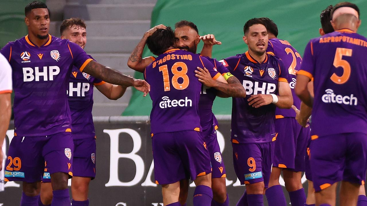 Diego Castro inspires Glory in defeat of Brisbane