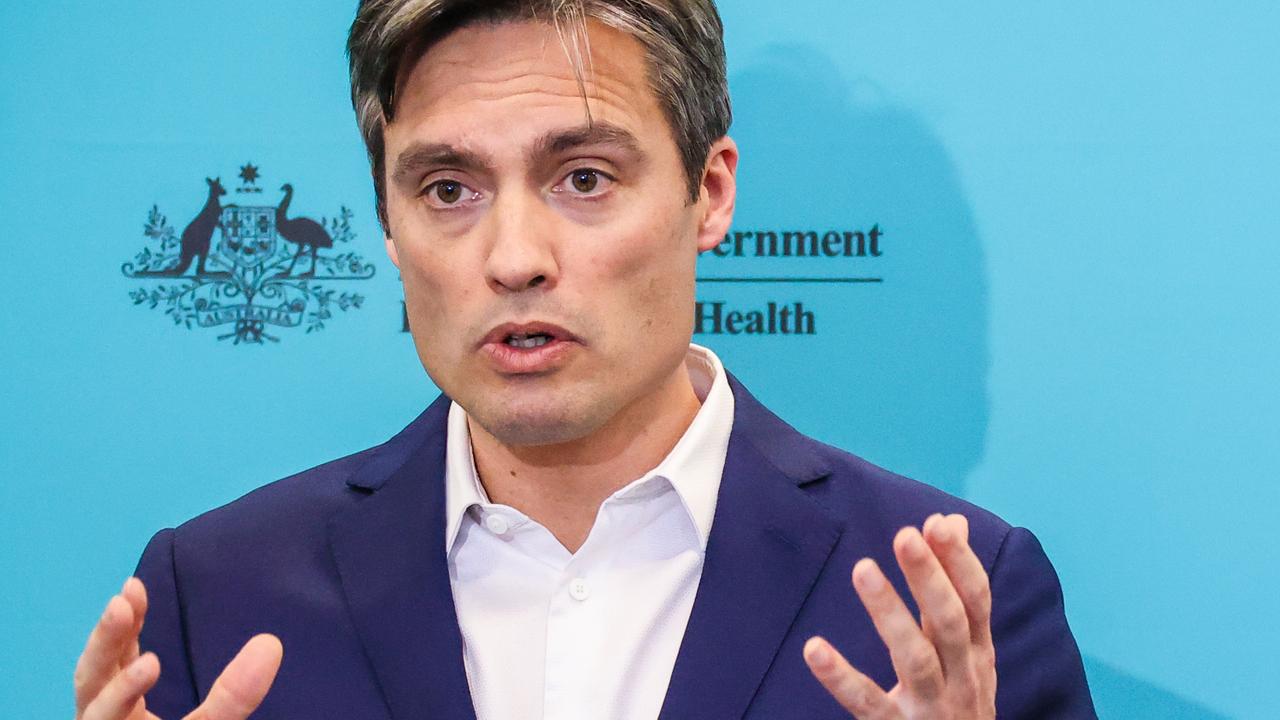 Dr Nick Coatsworth addresses Holiday Inn quarantine leak