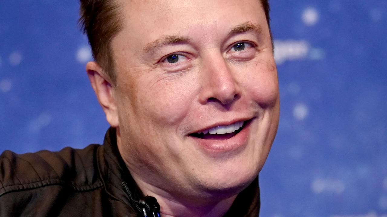 Elon Musk says Neuralink brain implant allowed monkey to play video games