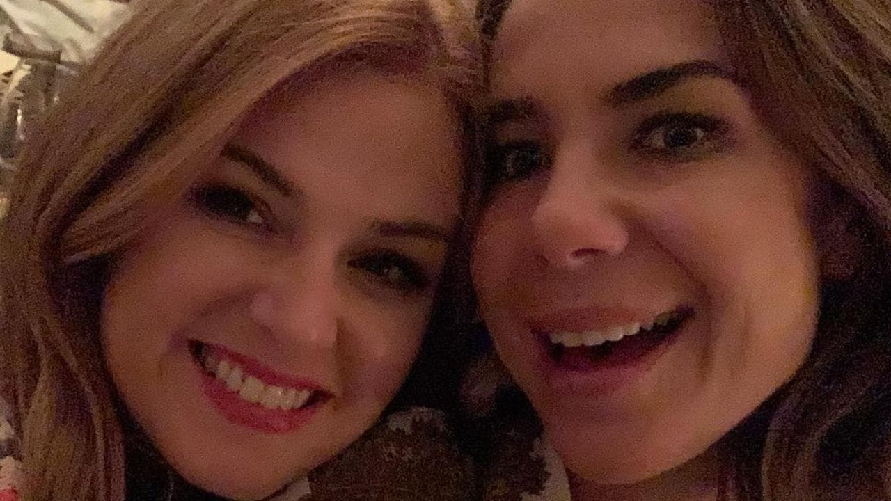 Ex Home And Away stars Isla Fisher and Kate Ritchie celebrate decades of friendship