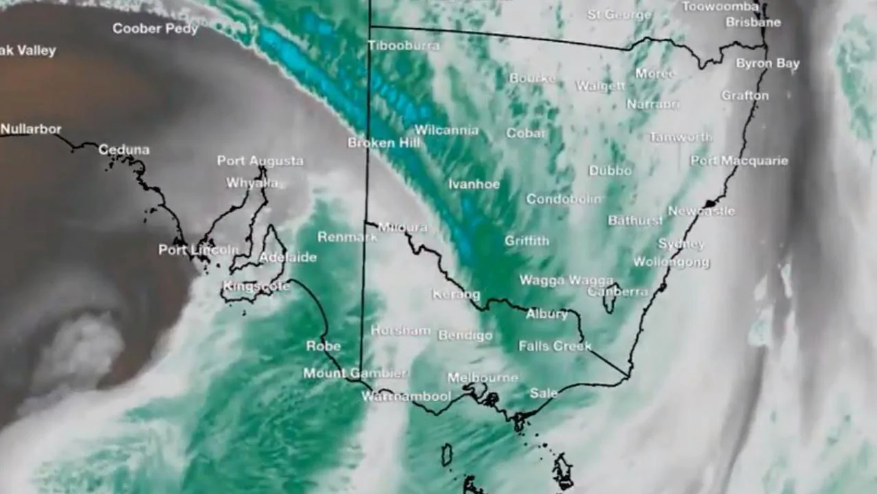 Heavy rain, damaging winds in Victoria, Tasmania, NSW