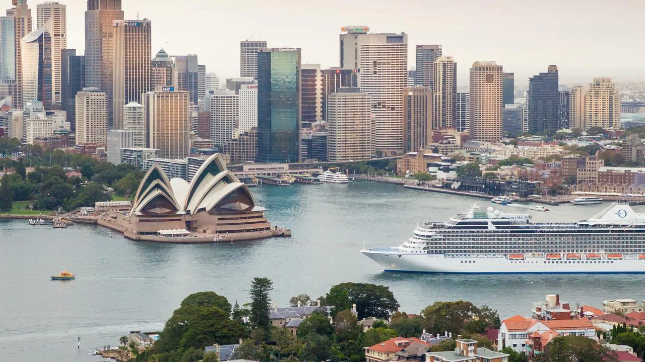 Oceania’s 180-day ‘Around the World’ cruise sells out in a single day
