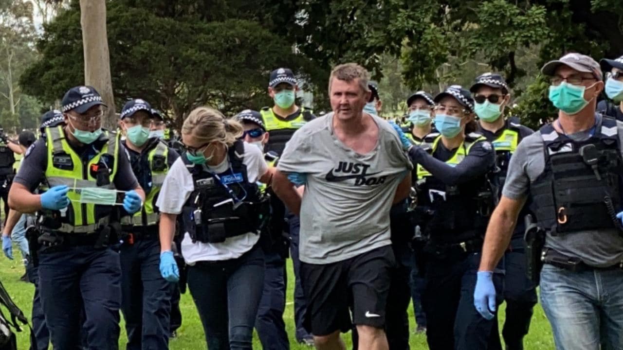 South Yarra: Anti-vaccination protest, arrests, police
