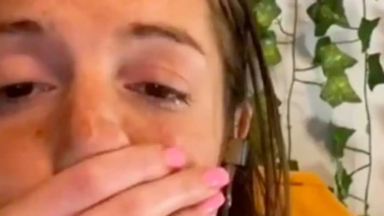Woman mortified after spotting embarrassing error on her CV after sending off job application