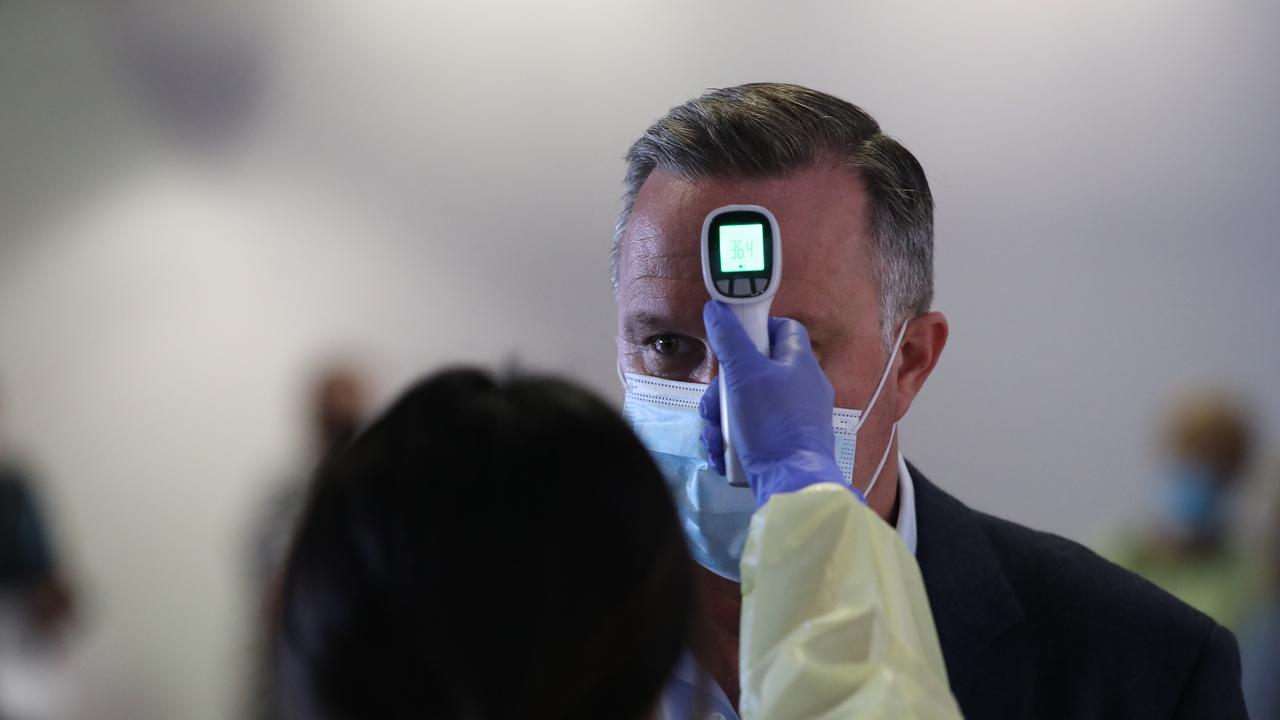 returned traveller, venues, Sydney, Wollongong, quarantine