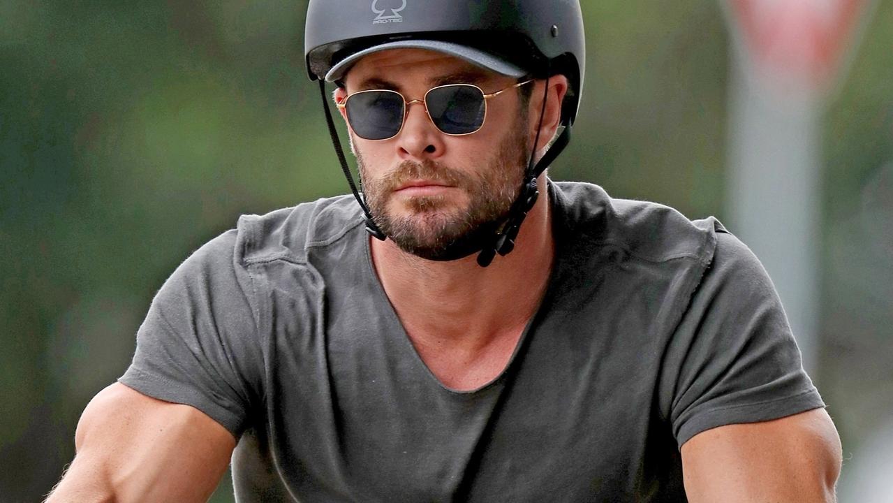 Chris Hemsworth shows off ripped physique in new pictures
