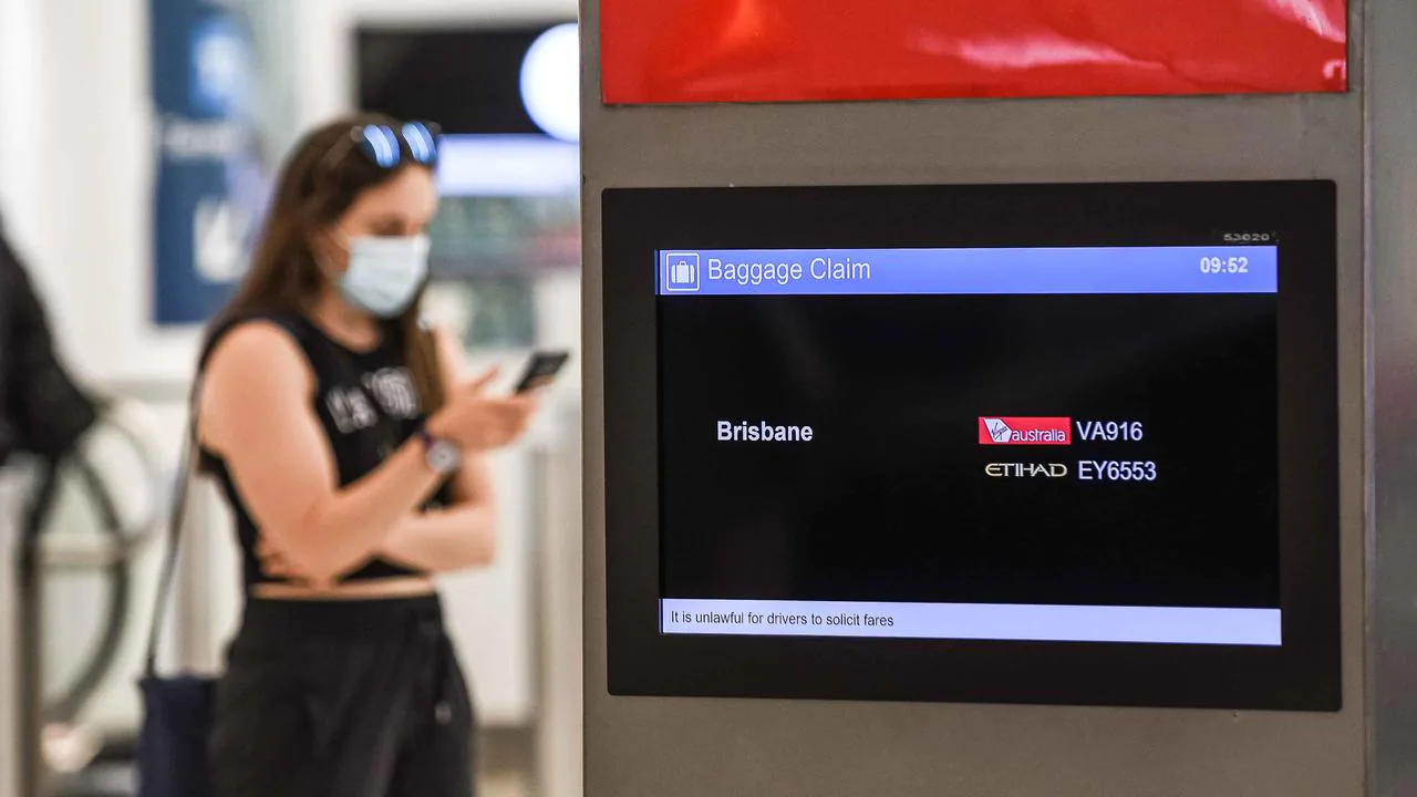 How Brisbane lockdown Qld border changes will affect long weekend travel