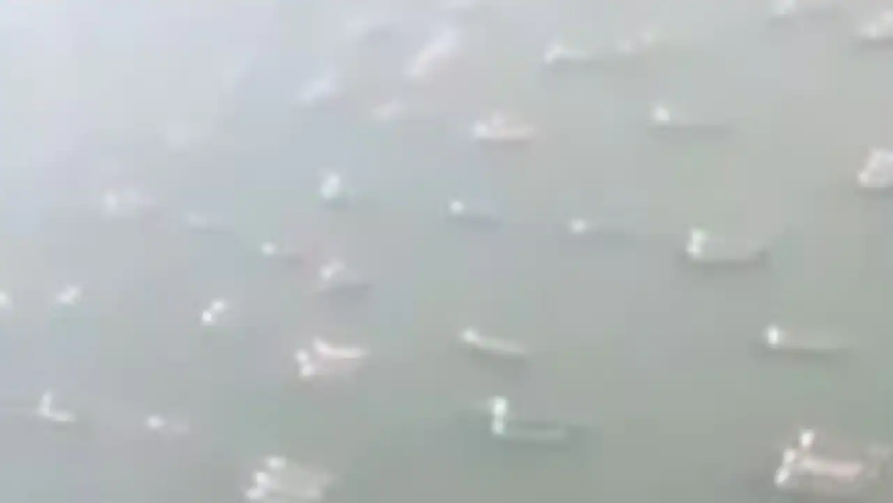 Incredible footage shows chaos as $12.57 billion of goods stranded