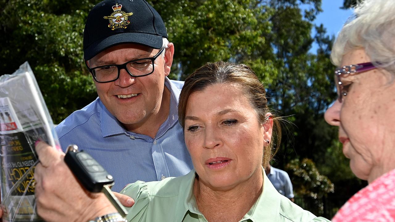 Jenny Morrison joins Scott Morrison on tour of flood-ravaged western Sydney