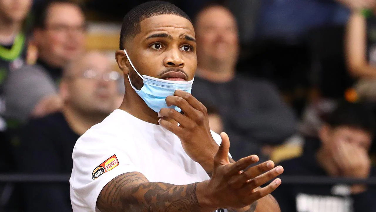 Keifer Sykes to miss 3-6 weeks with ankle injury, Ryan Broekhoff to join South East Melbourne Phoenix