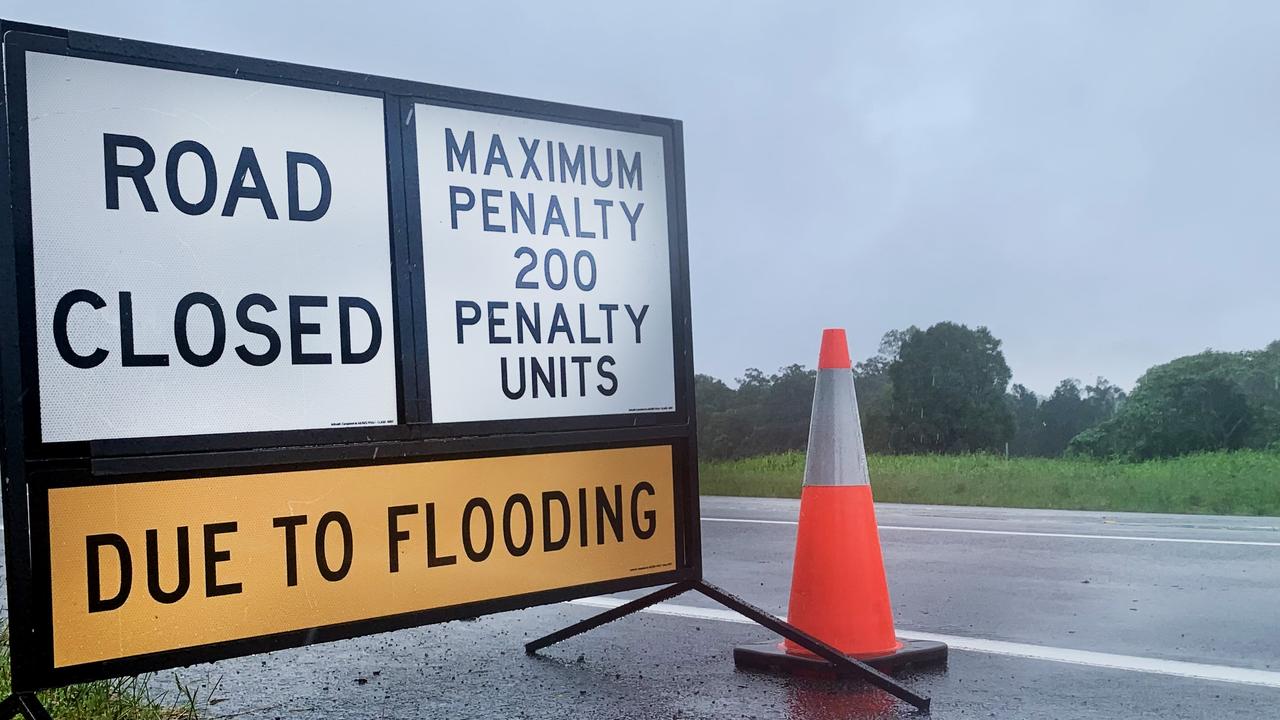 Logan River flooding prompts call for Beaudesert, Leyburn residents to move to higher ground