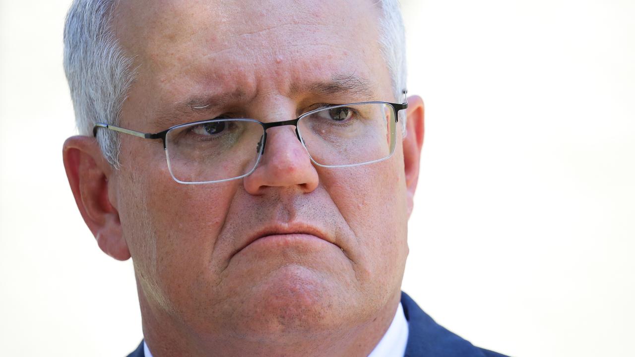 Palaszczuk government again demands JobKeeper extension for struggling tourism industry