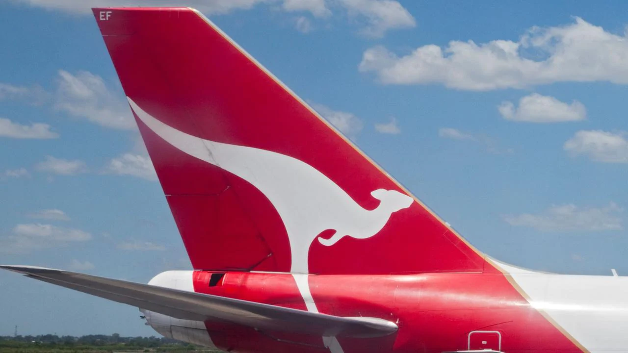 Qantas announces $1bn loss amid coronavirus pandemic