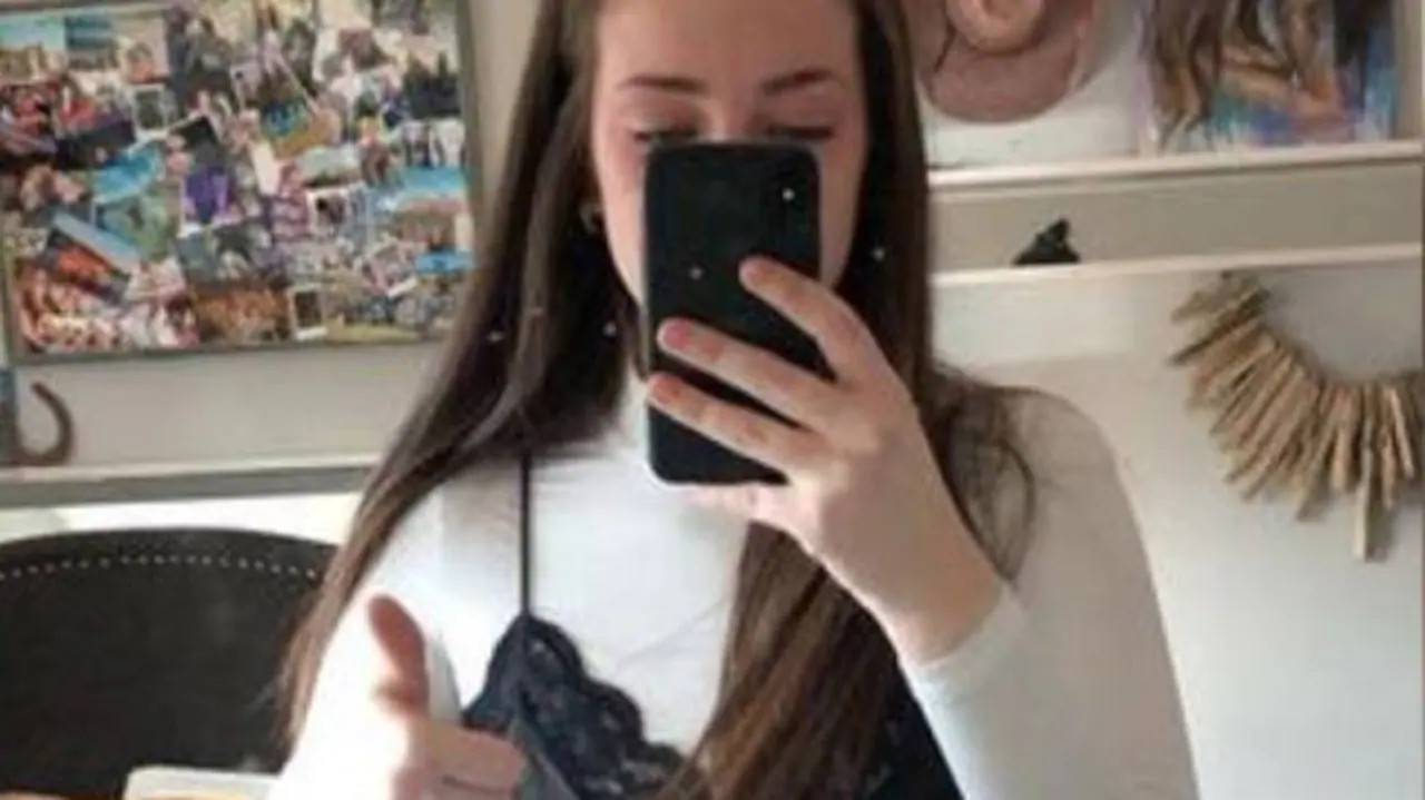Student sent home from school as outfit made teacher feel ‘uncomfortable’
