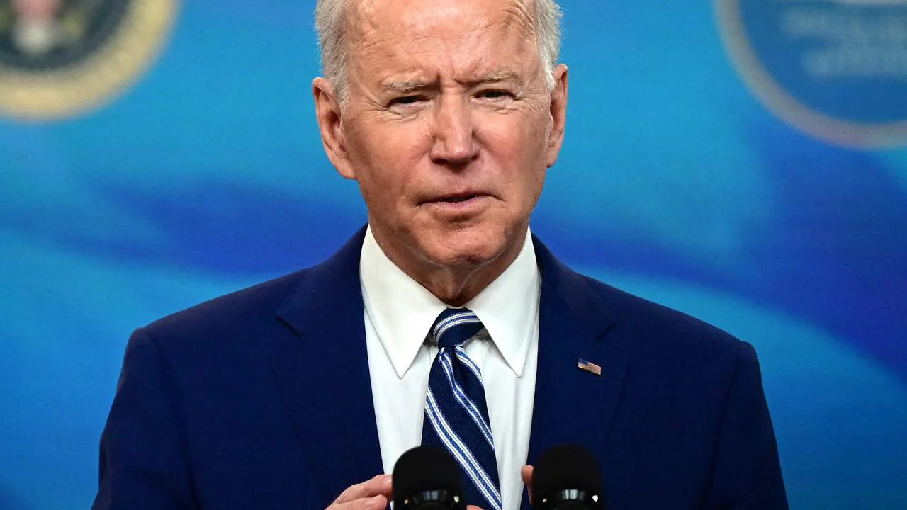 US facing ‘impending doom’, Biden demands new mask mandates