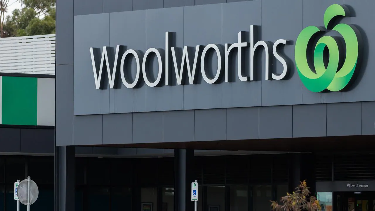 Woolworths donates $100k to flood ravaged Australia