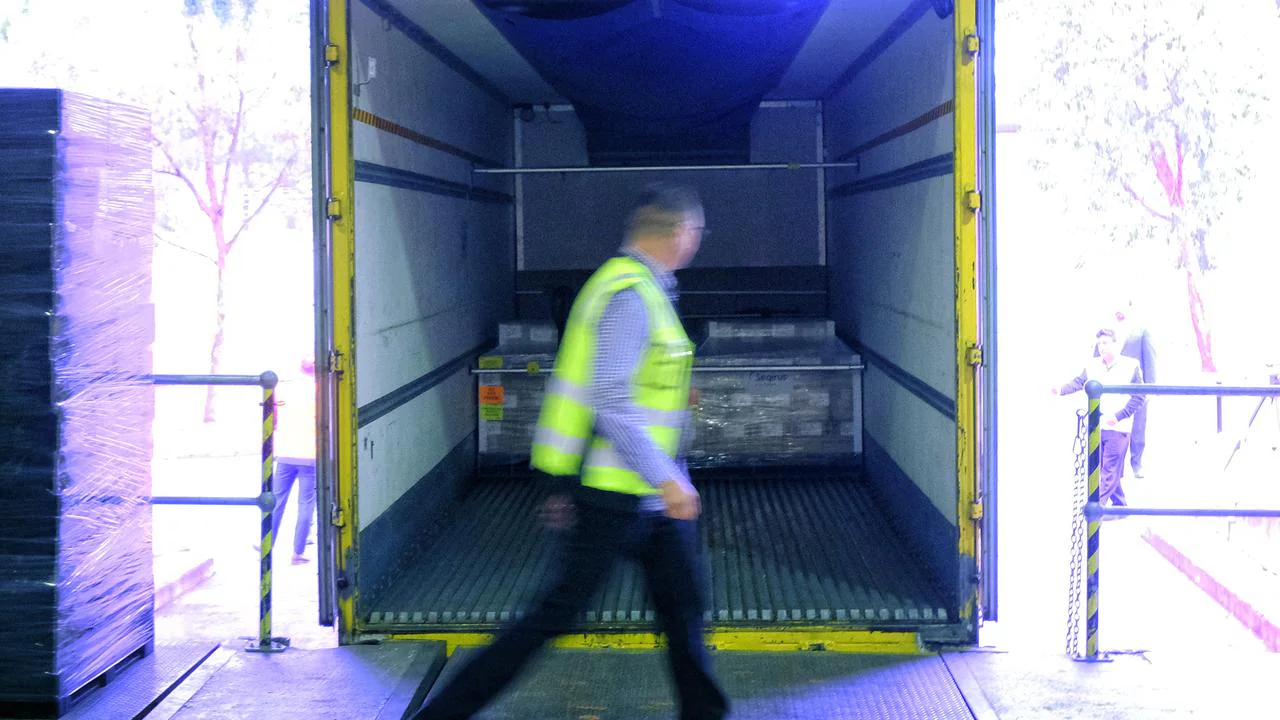 2.5m Australian made COVID-19 vaccine doses yet to be approved by TGA, AstraZeneca