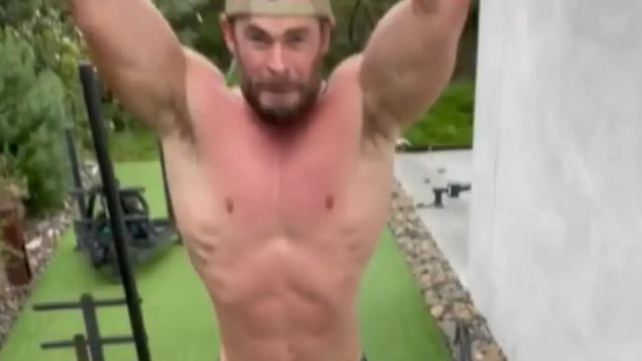 Chris Hemsworth says he’d be taken more seriously if he wasn’t so buff
