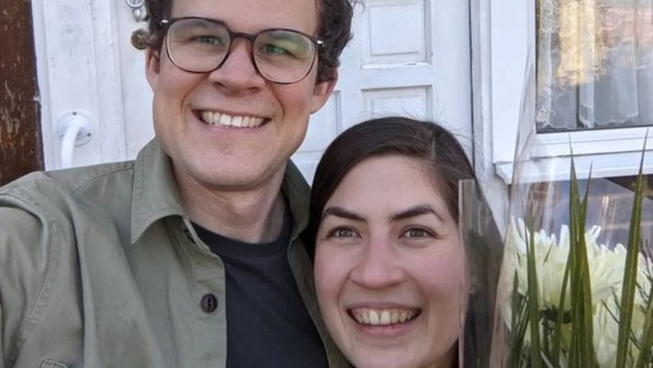 Couple find obscene message hidden in wallpaper of their new home