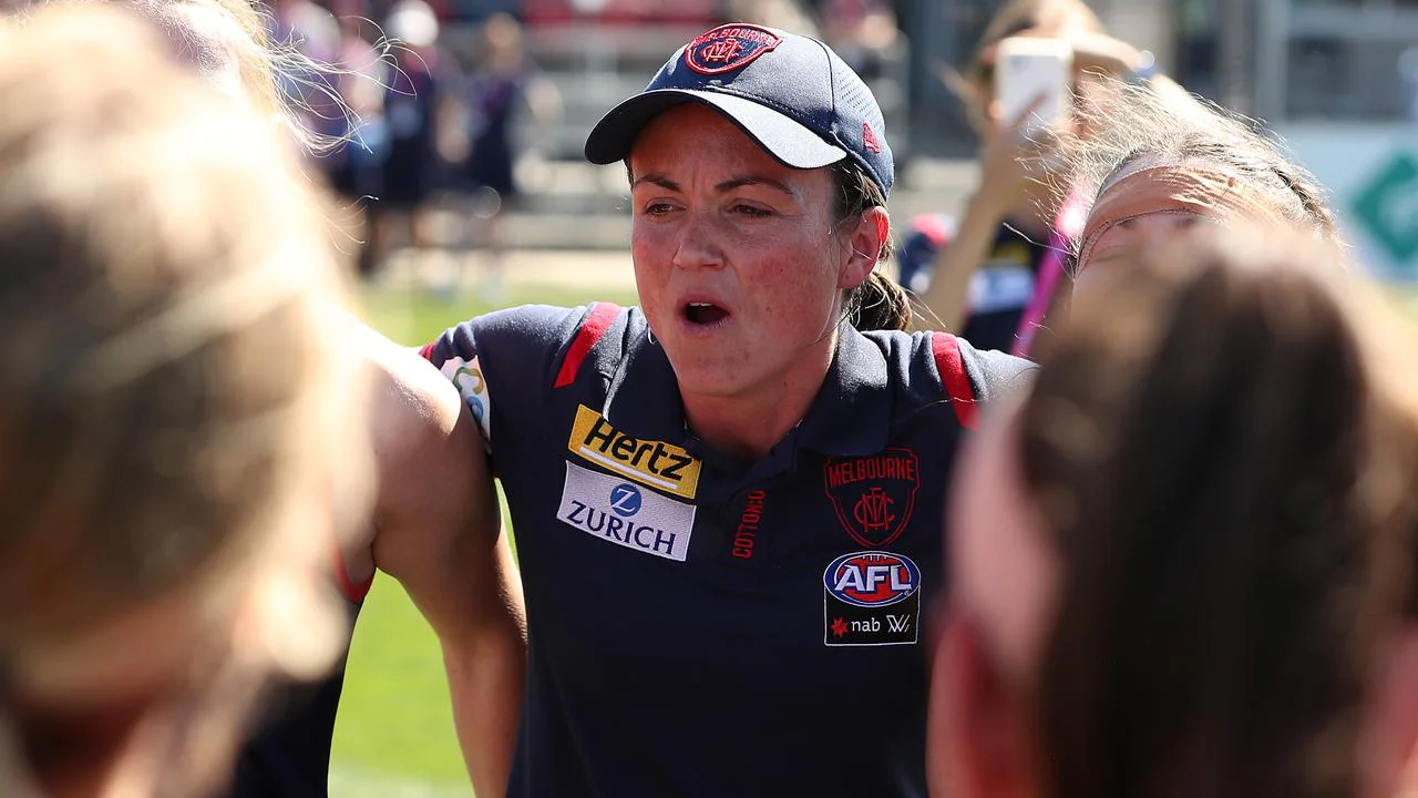 Daisy Pearce racing the clock for finals