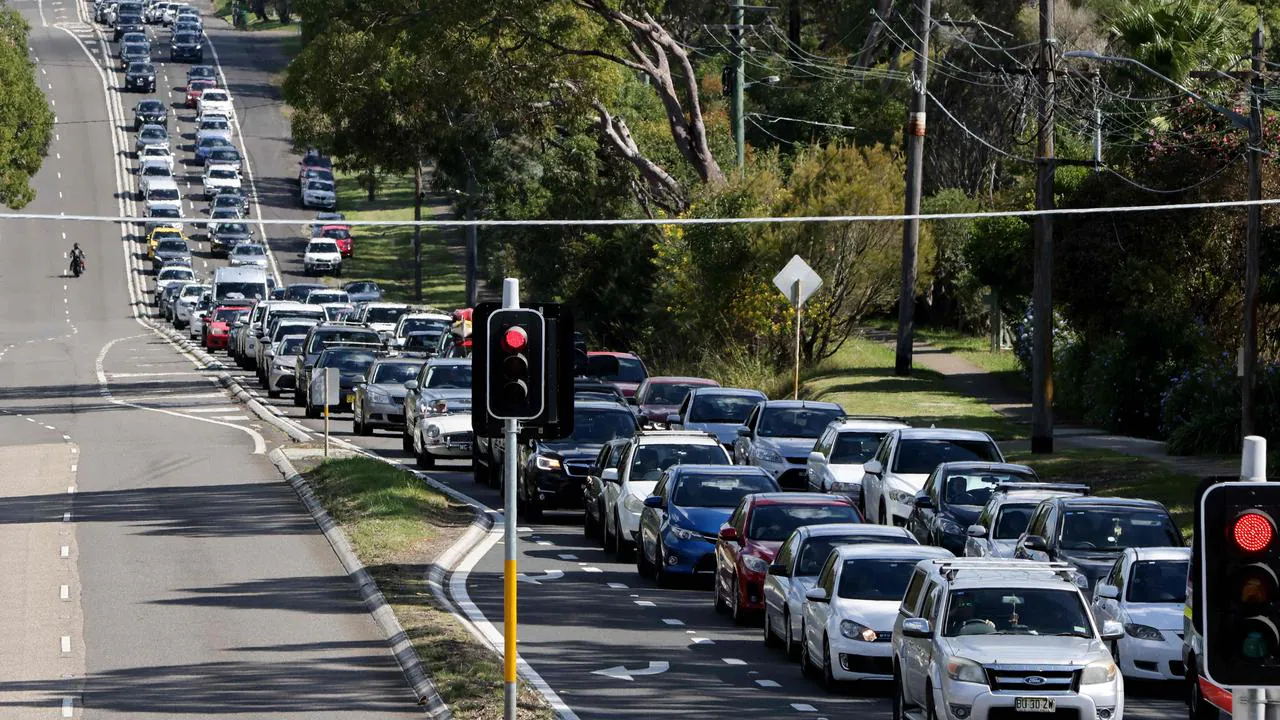 Easter long-weekend chaos across NSW, VIC