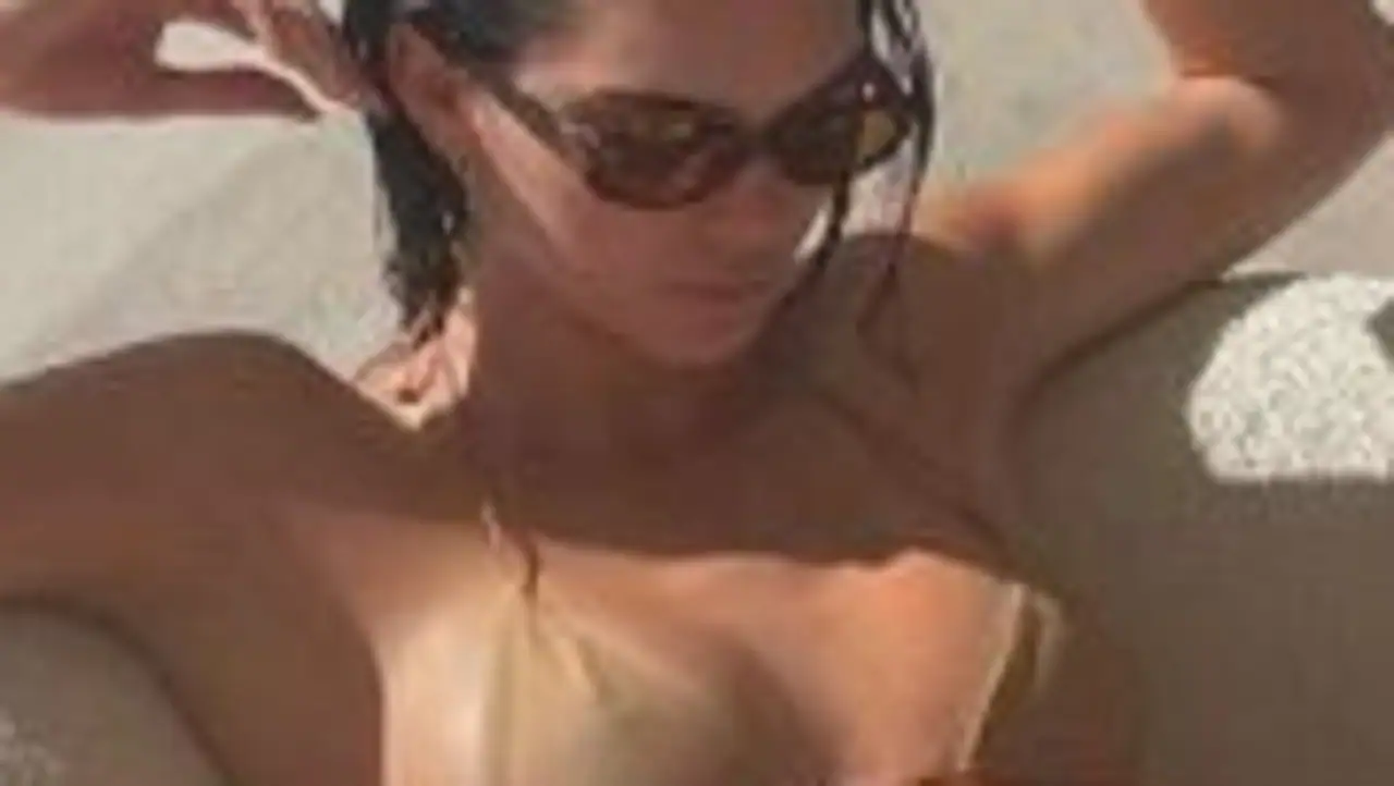 Kendall Jenner’s nude bikini Instagram photo turns heads