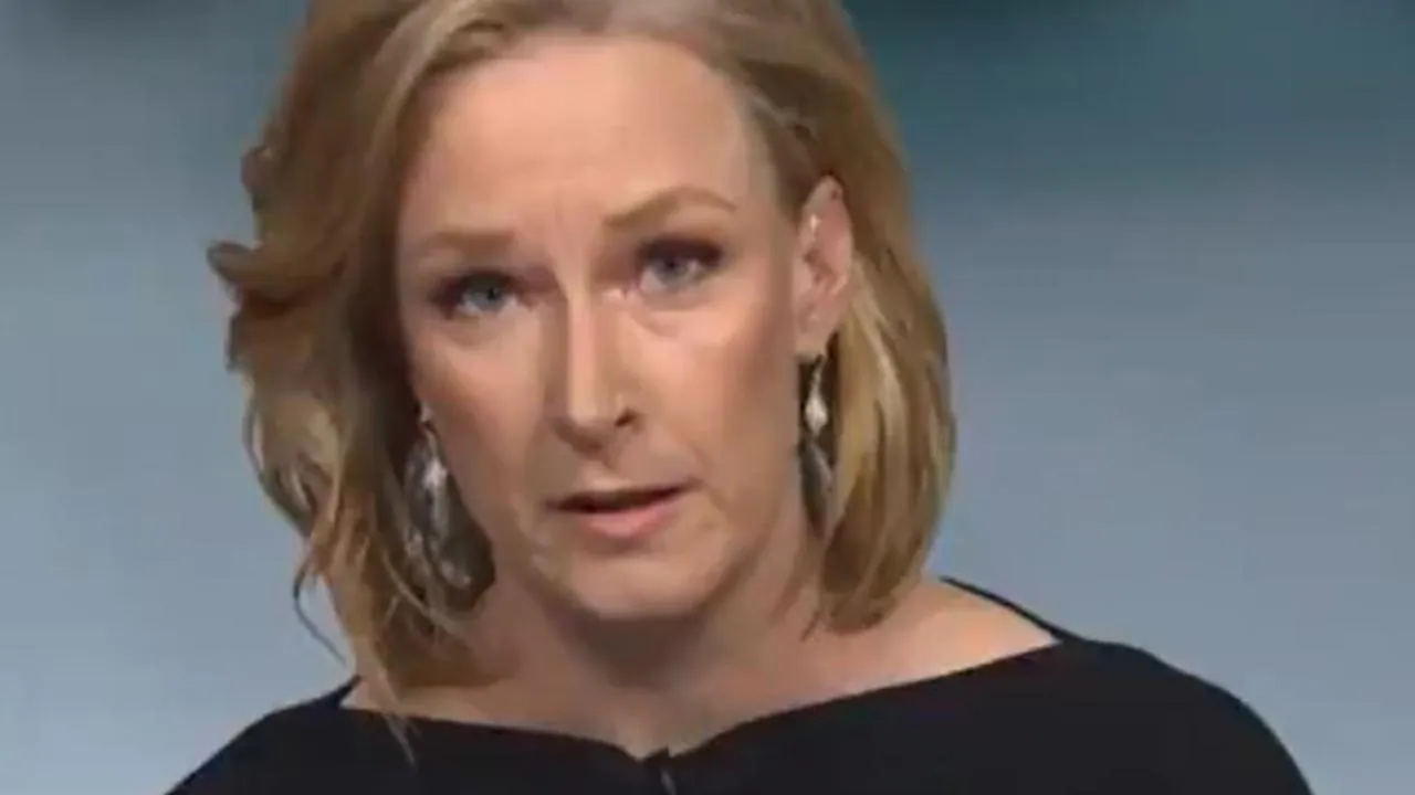 Leigh Sales grills Professor Brendan Murphy on Australia’s slow vaccine rollout