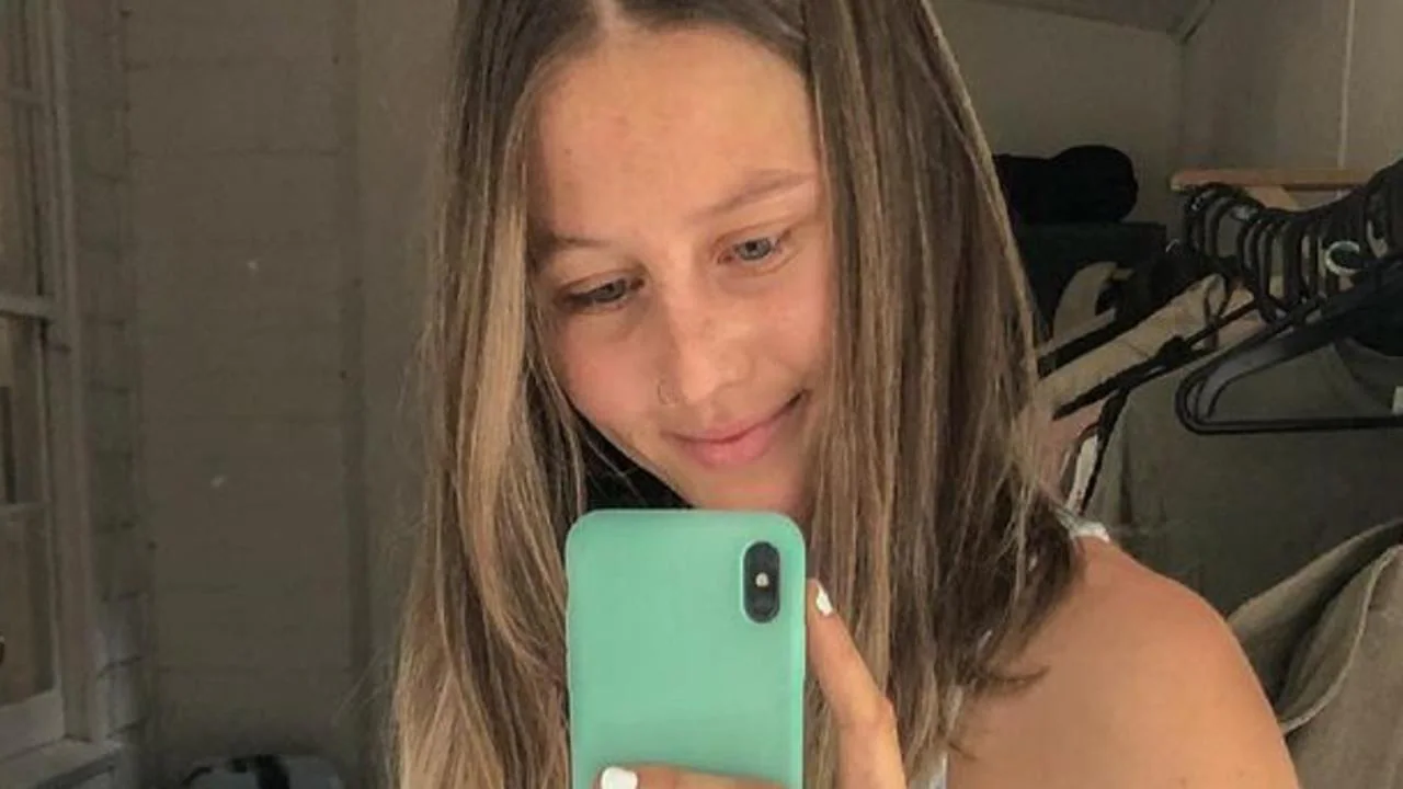 Shoppers snap up tiny Nimble bike shorts despite cold winter weather