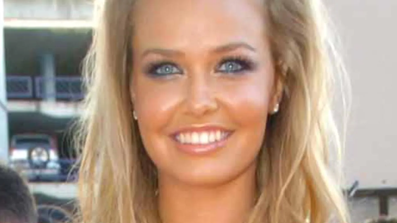 The mysterious overhaul of Lara Bingle